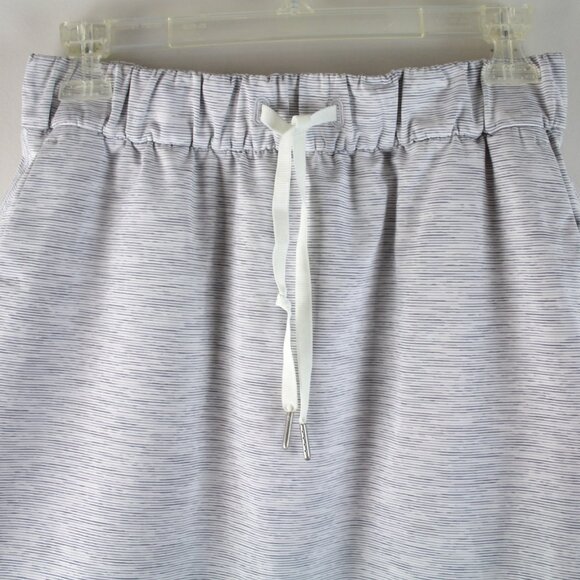 Lululemon On The Fly Wee Are From Space Nimbus Battleship Grey Mini Skirt 8 - Picture 2 of 5